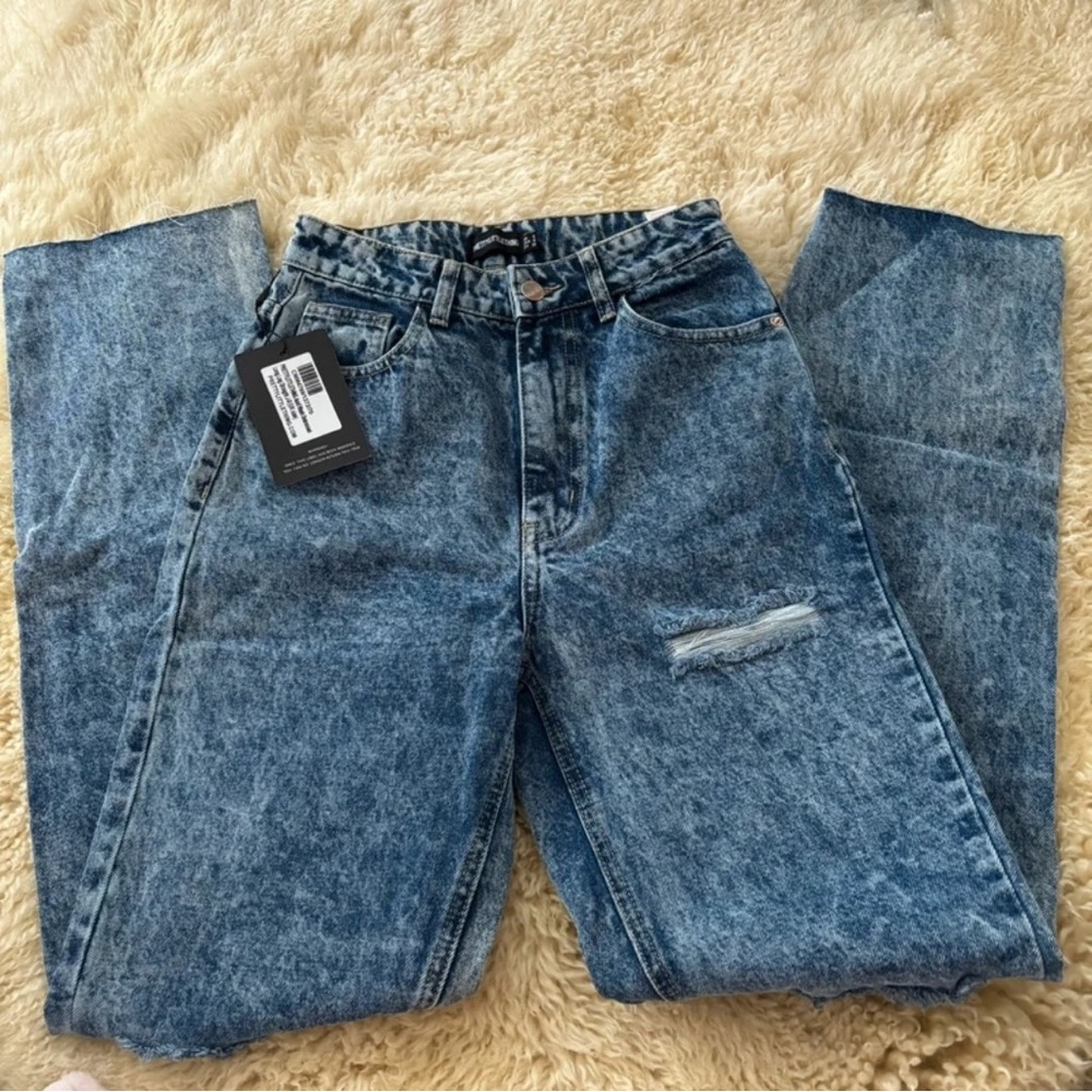 PrettyLittleThing Blue Boyfriend Jeans
